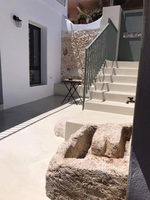 Lithos Retreat 2 Διαμέρισμα Κολυμβάρι Εξωτερικό φωτογραφία